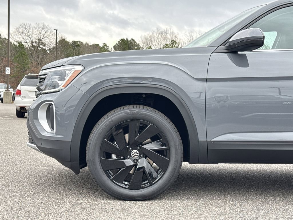 New 2026 Volkswagen Atlas SE image 9