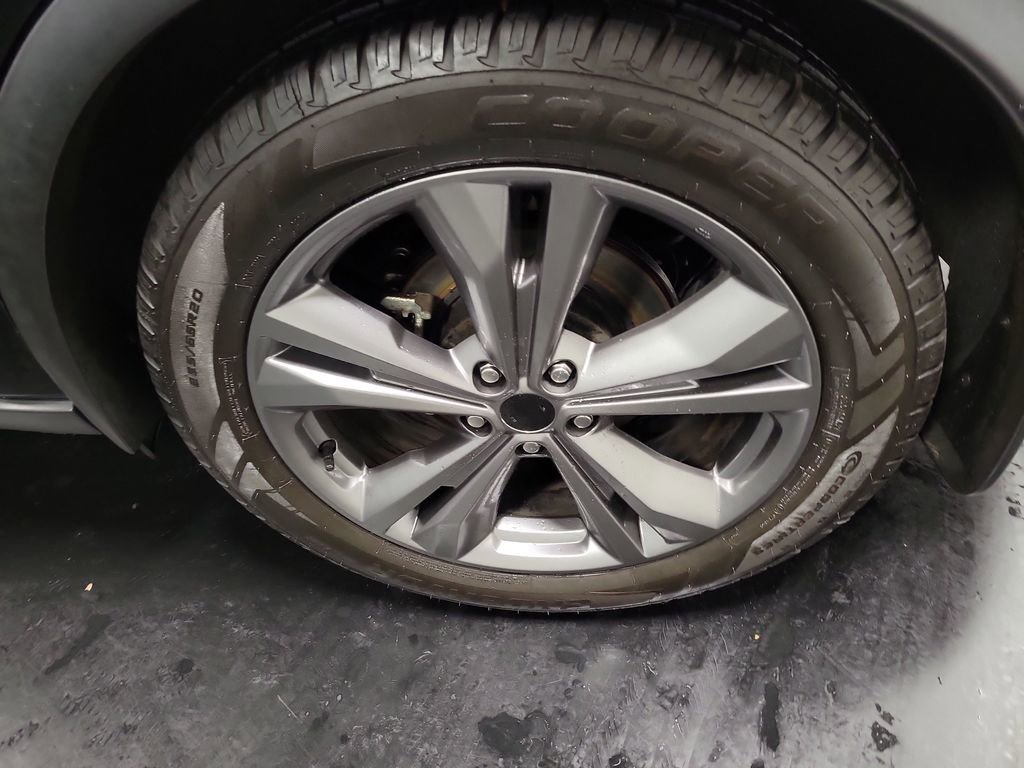 Used 2020 Nissan Murano SL w/ Moonroof Package image 11