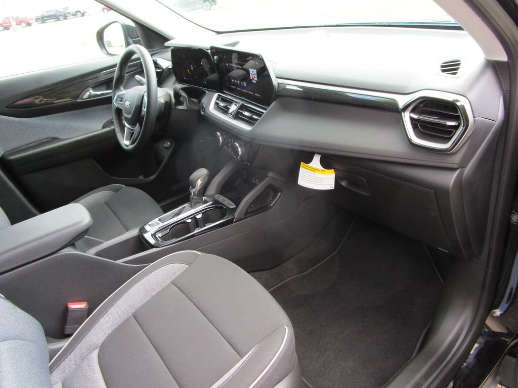 New 2026 Chevrolet TrailBlazer LT w/ Convenience Package FWD image 19