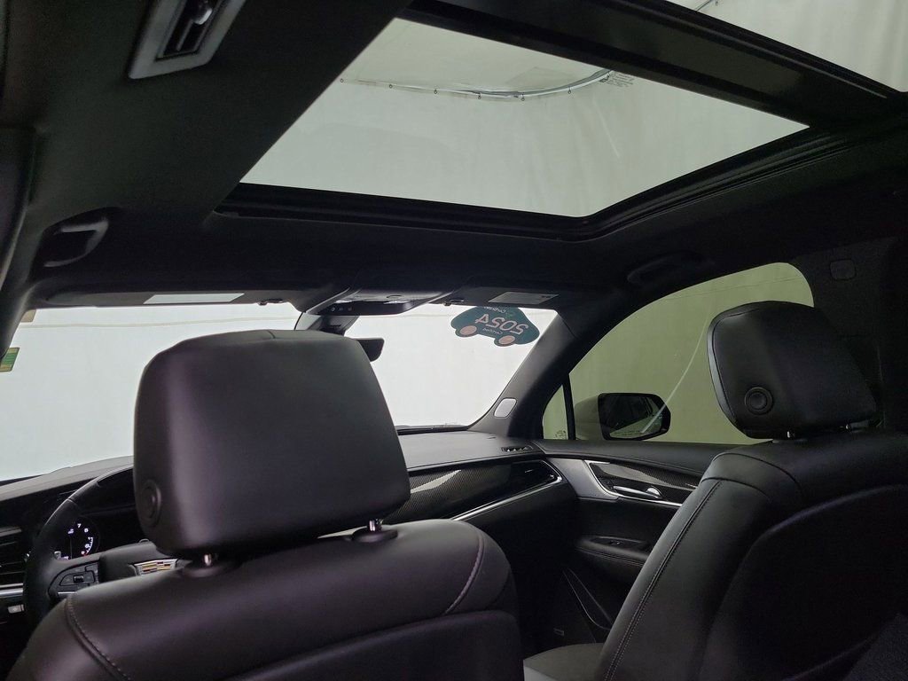 Certified 2024 Cadillac XT6 Sport w/ LPO, Onyx Lite Package image 12