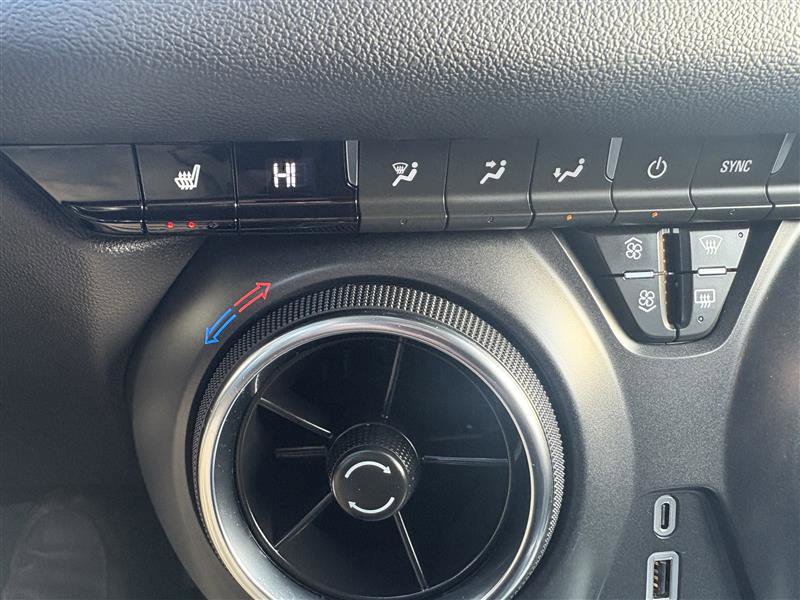 Used 2025 Chevrolet Blazer LT image 20