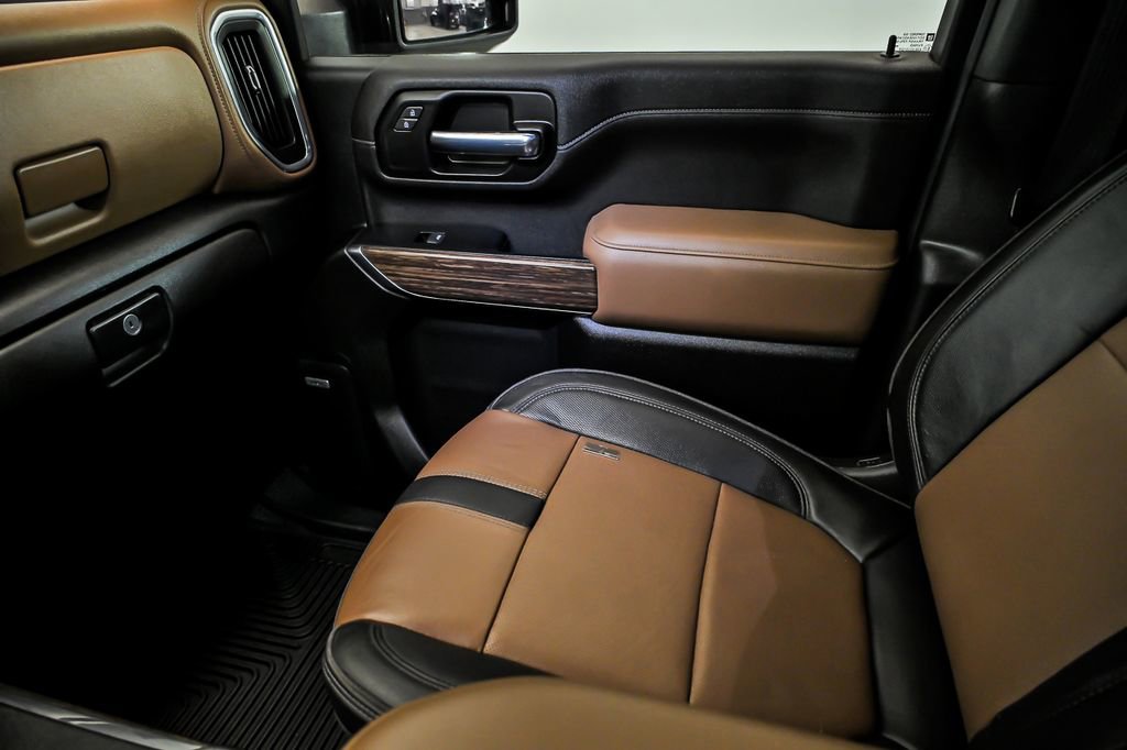 Used 2023 Chevrolet Silverado 3500 High Country image 26