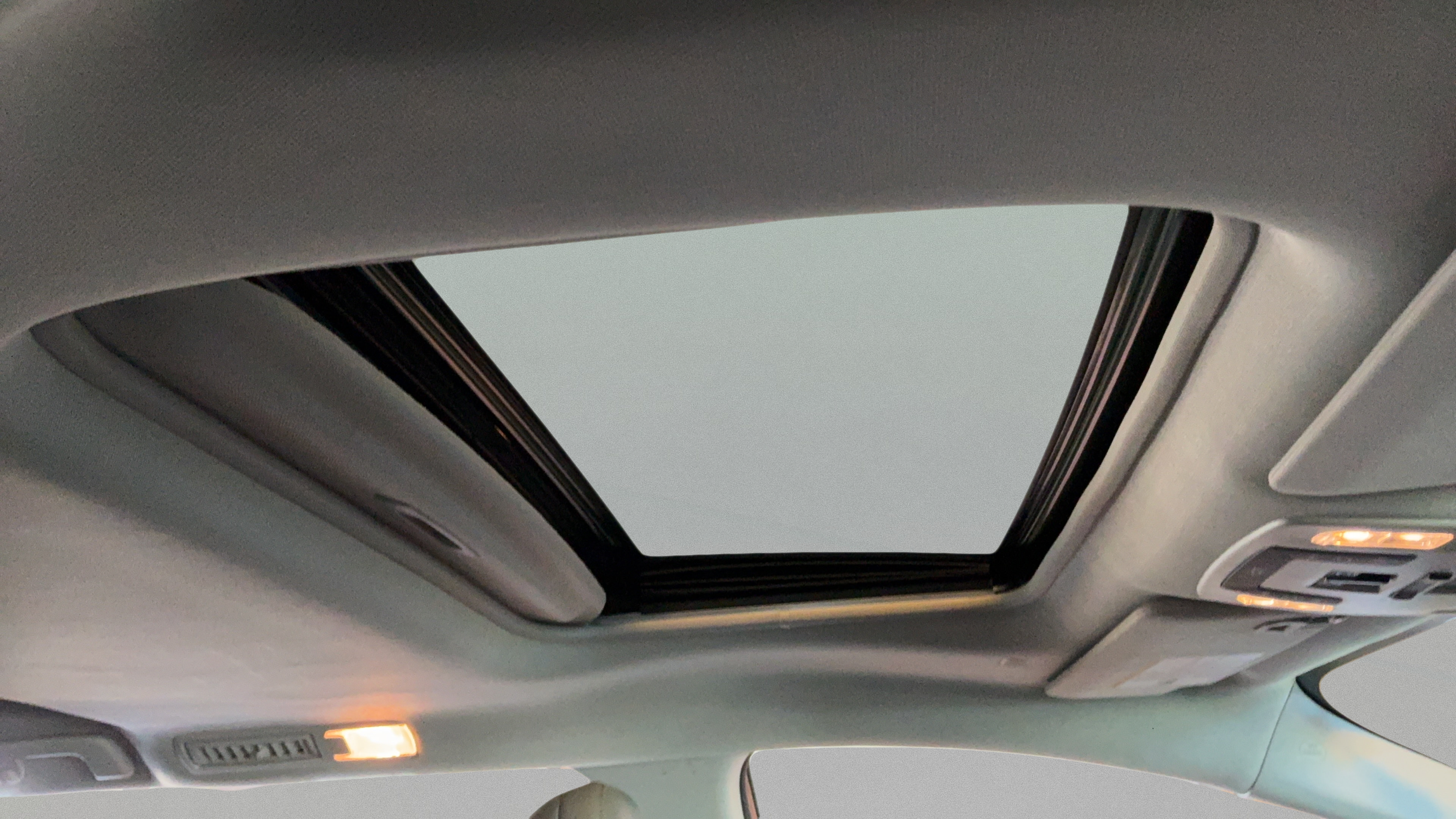 Used 2021 Toyota Sienna XLE FWD image 35