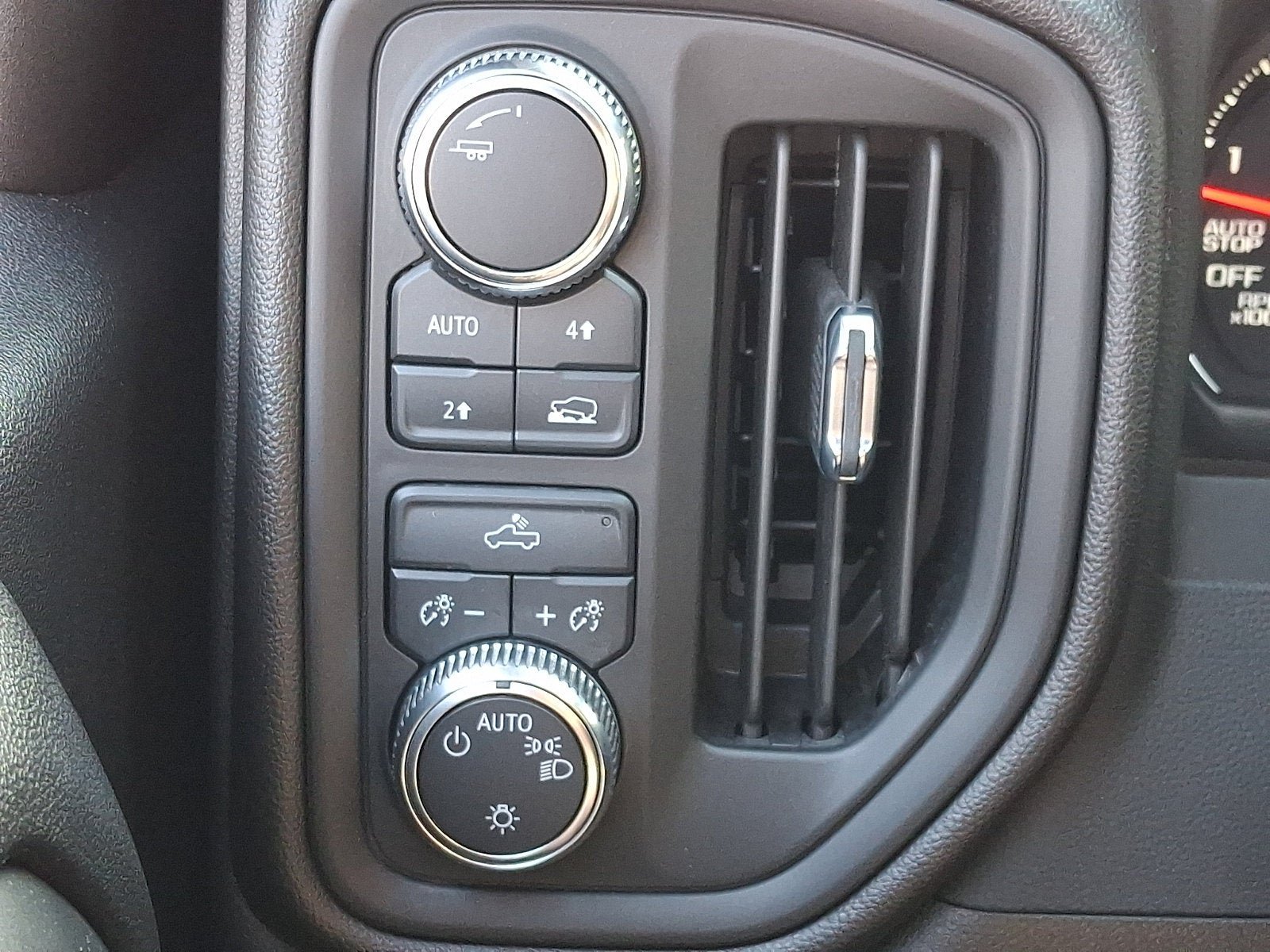 Used 2024 GMC Sierra 1500 Pro w/ Graphite Edition AWD/4WD image 22