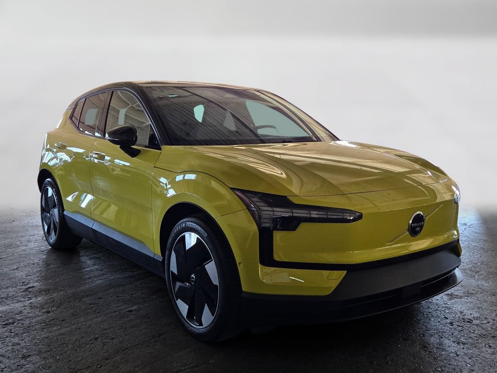 Certified 2025 Volvo EX30 Ultra AWD/4WD image 7