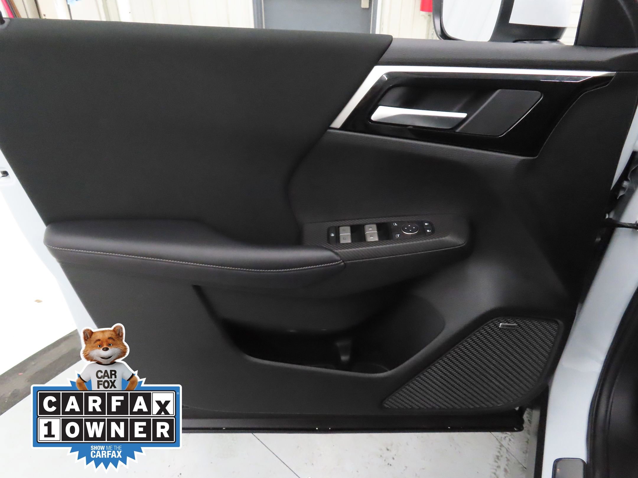 Used 2025 Mitsubishi Outlander ES image 6