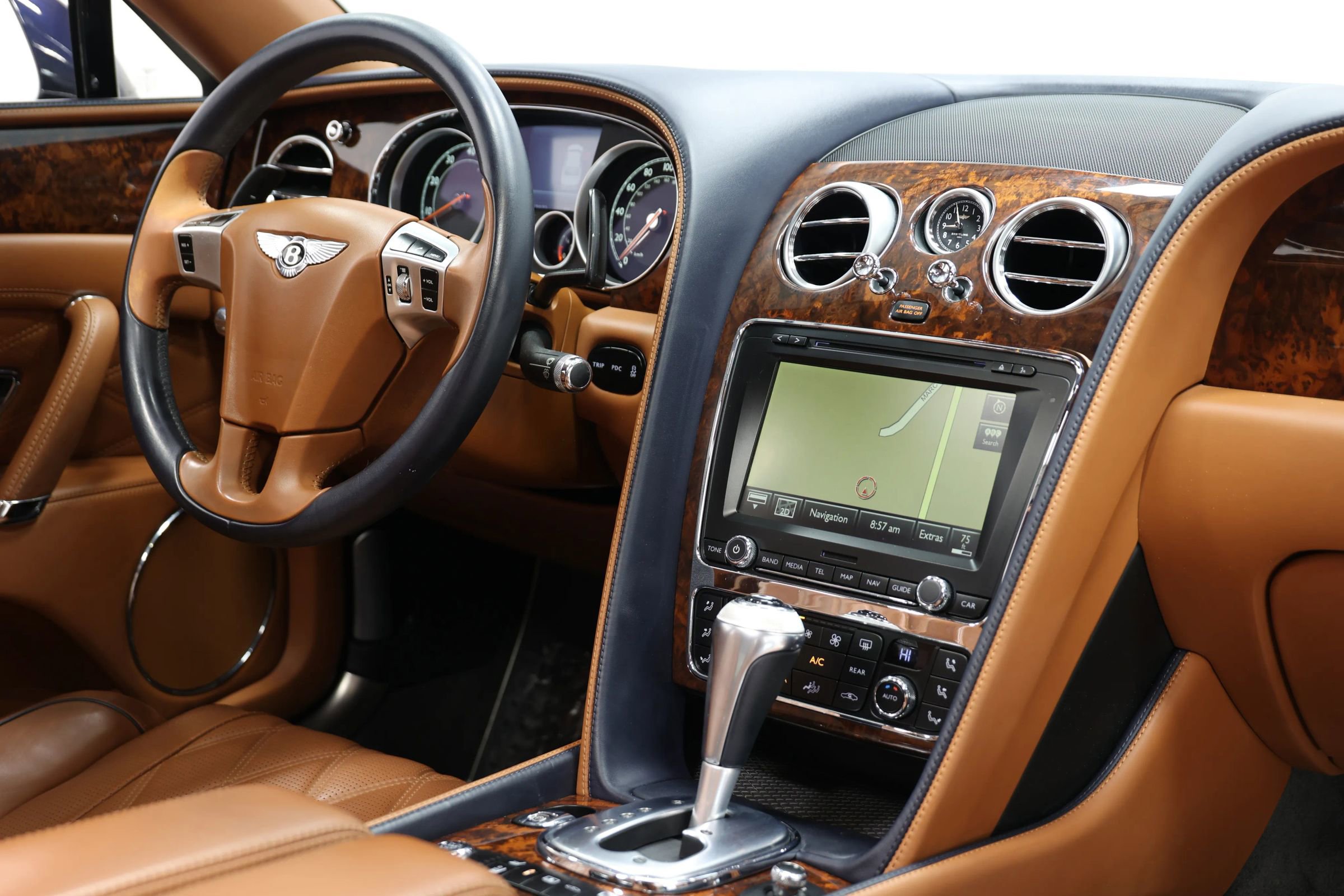 Used 2014 Bentley Flying Spur W12 image 88
