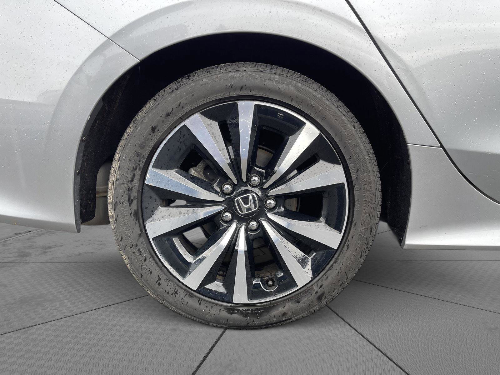 Used 2024 Honda Civic EX image 21