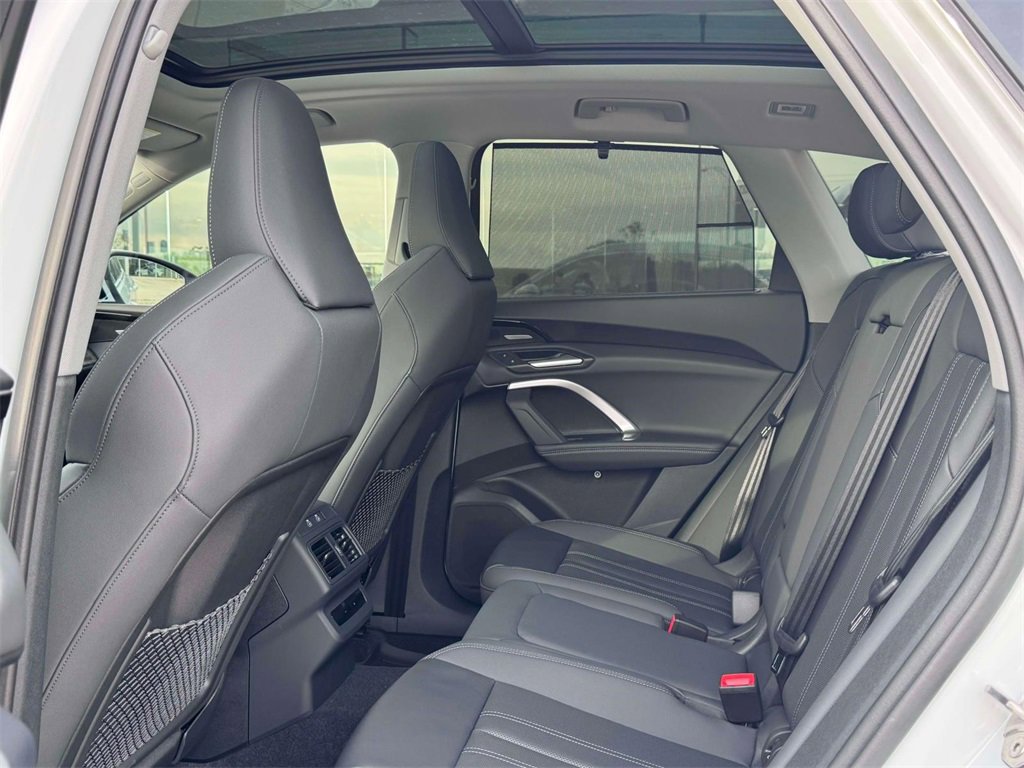 New 2025 Audi Q5 Premium Plus image 18