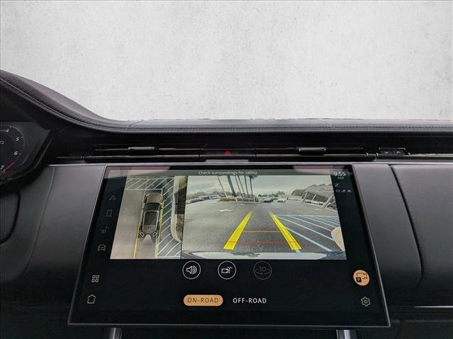 Certified 2023 Land Rover Range Rover SE image 14