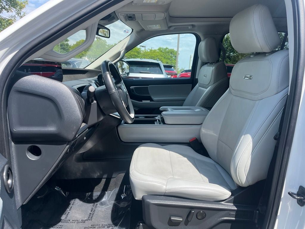 Certified 2025 Ford Expedition Platinum AWD/4WD image 25