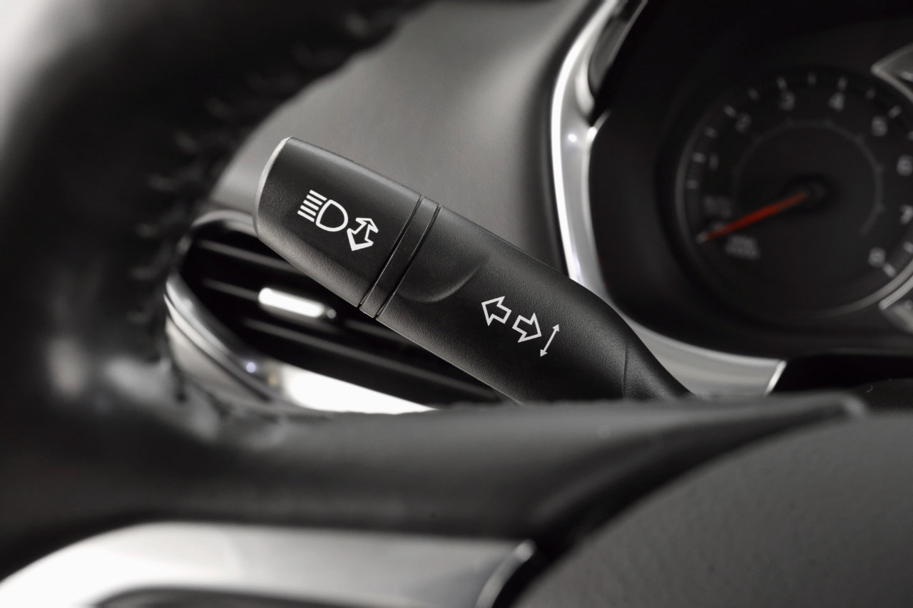 Used 2021 Chevrolet Traverse LT image 32