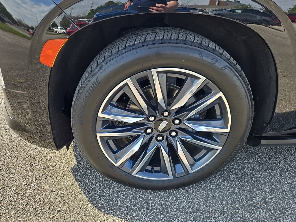 Used 2022 Cadillac Escalade Sport w/ Touring Package AWD/4WD image 22