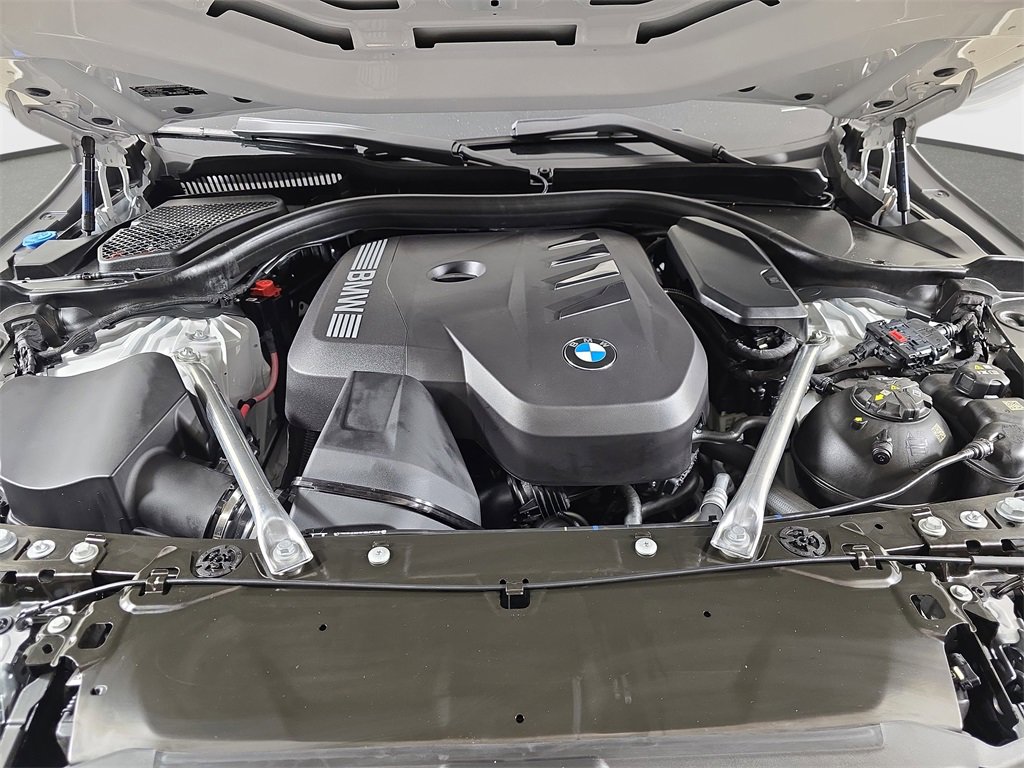 Used 2026 BMW 530i xDrive w/ Premium Package image 35