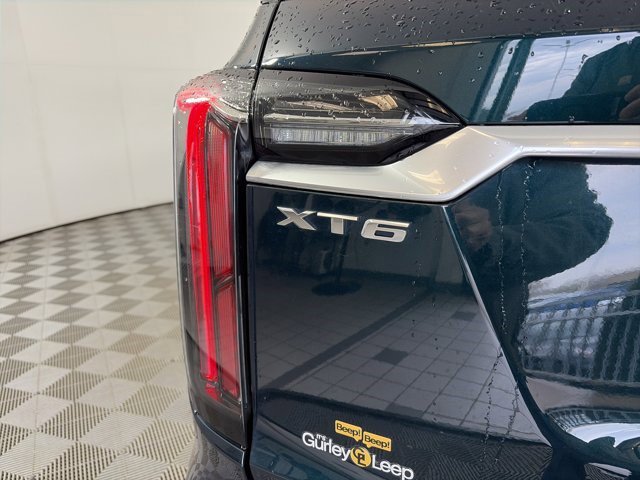 Used 2024 Cadillac XT6 Sport w/ Technology Package AWD/4WD image 16