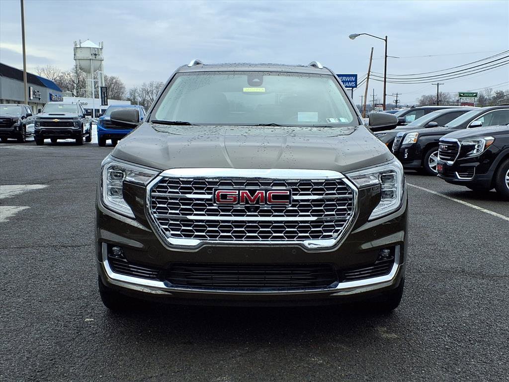 Certified 2024 GMC Terrain Denali w/ Denali Premium Package image 9