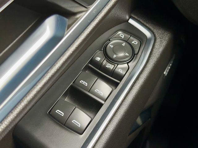 Used 2024 Chevrolet Silverado 3500 LTZ w/ LTZ Convenience Package AWD/4WD image 25