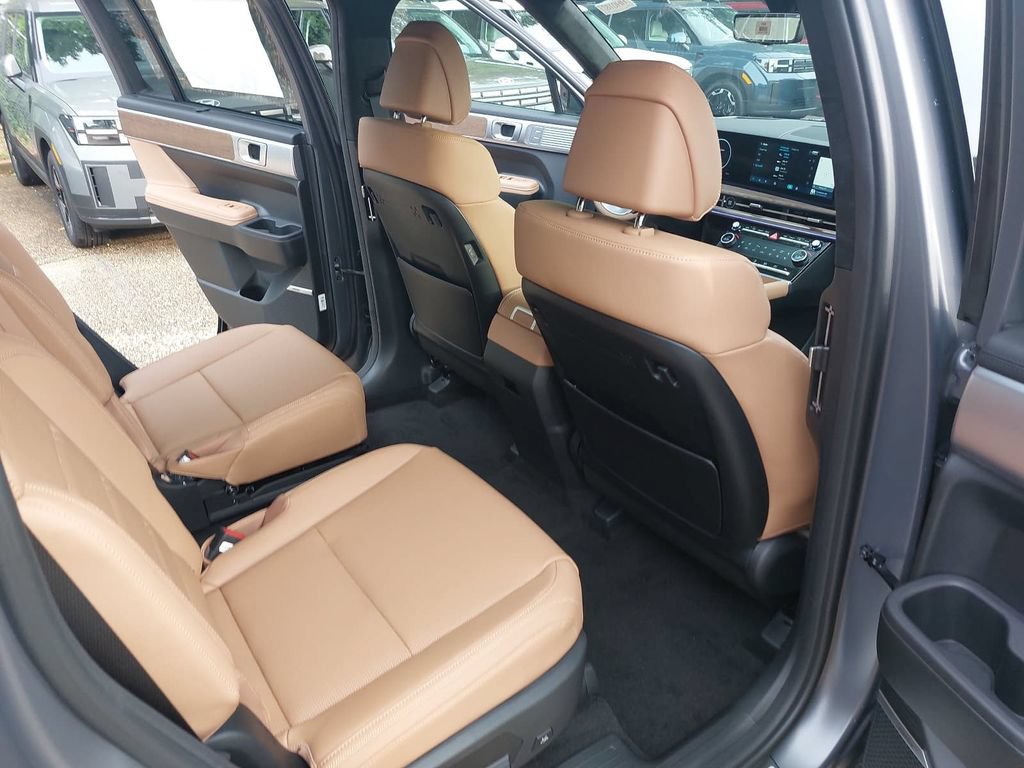 New 2026 Hyundai Santa Fe Calligraphy AWD/4WD image 11
