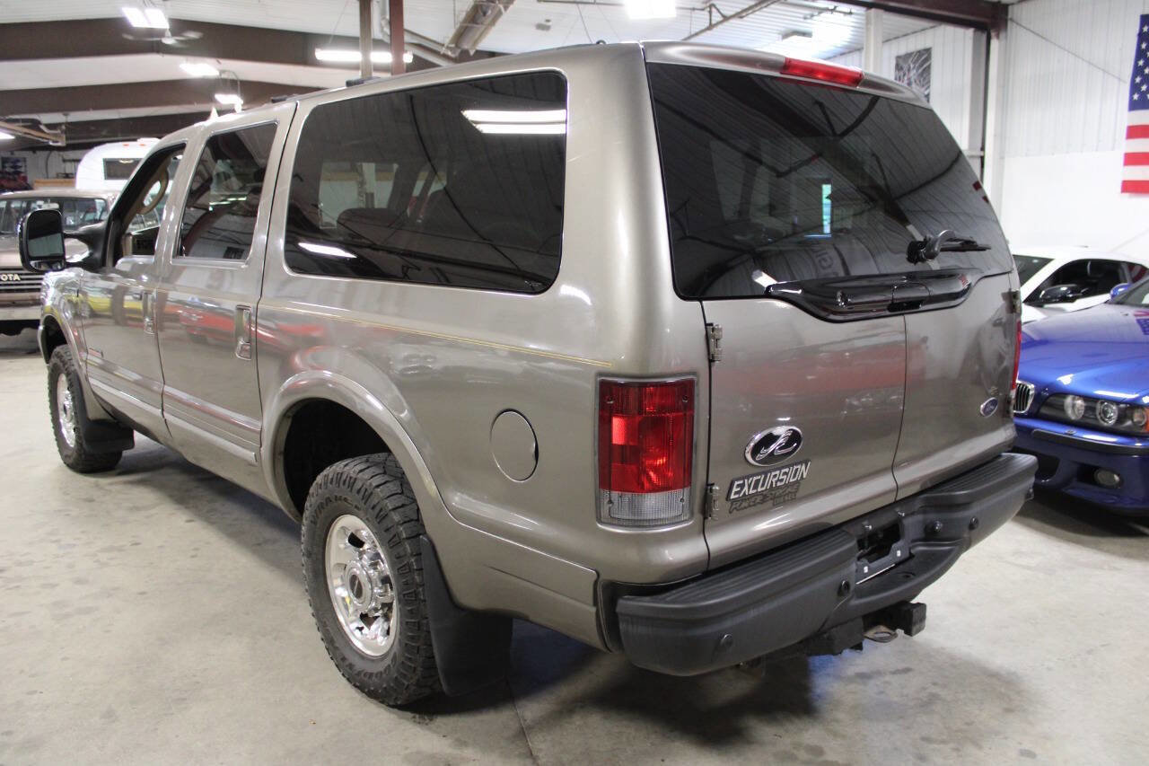 Used 2004 Ford Excursion Limited image 4