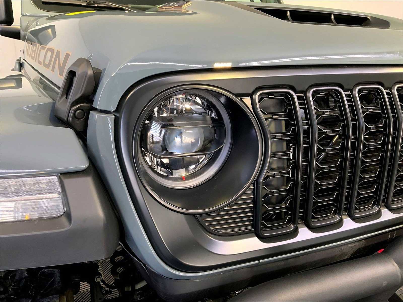 Used 2024 Jeep Wrangler Unlimited Rubicon 392 image 12