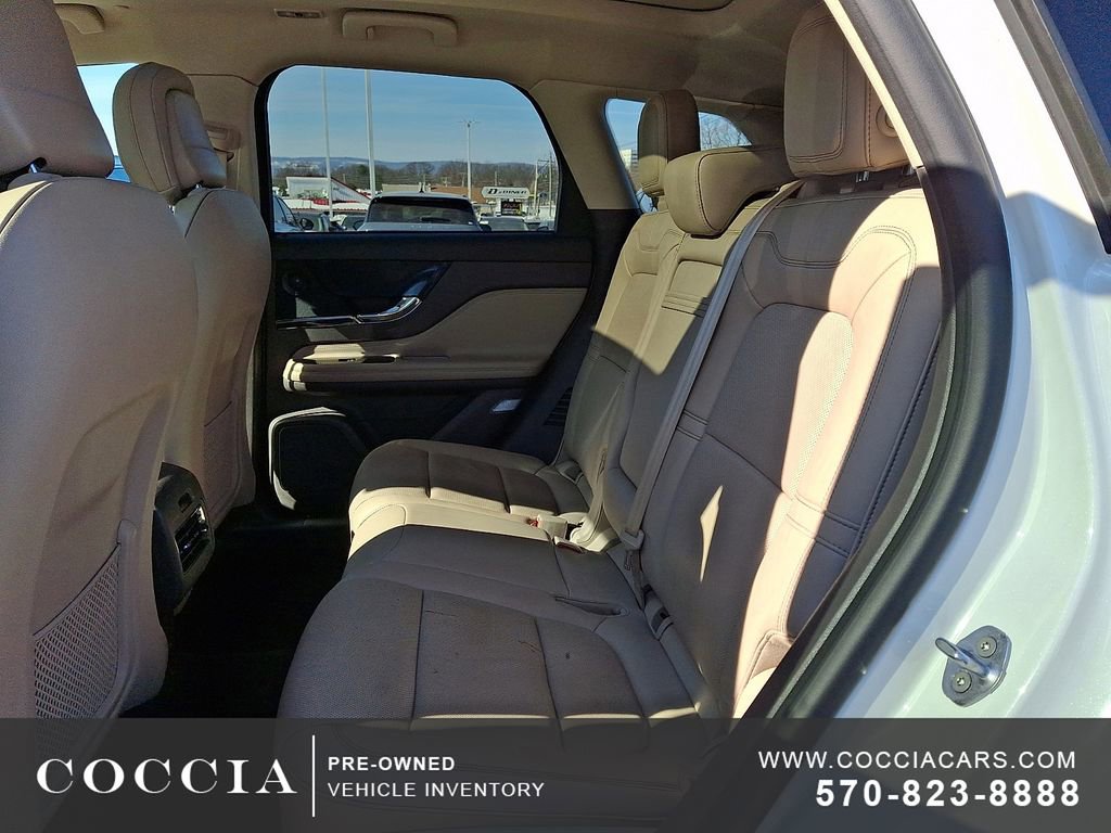 Used 2020 Lincoln Corsair Reserve w/ Elements Package image 10