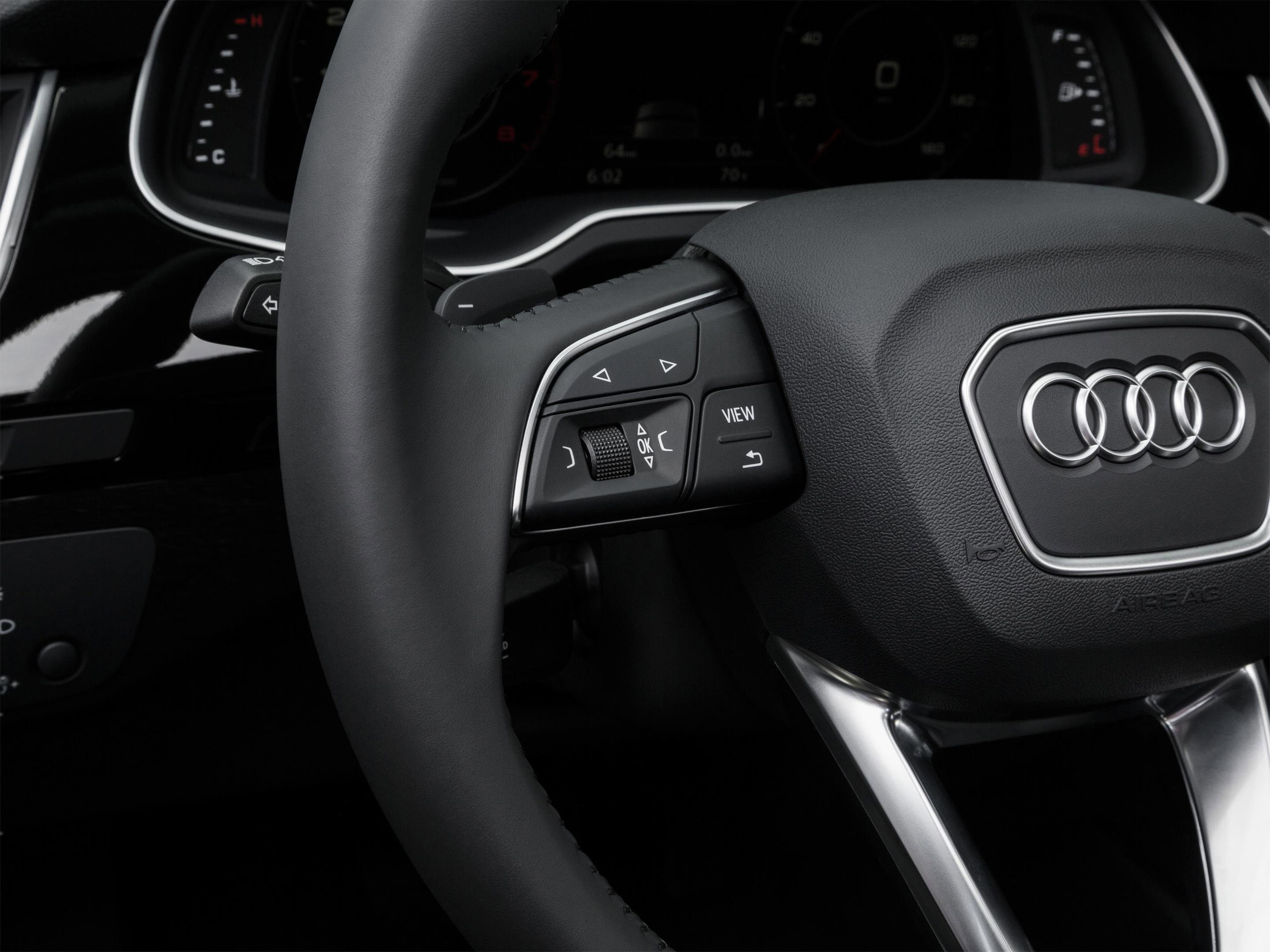 Used 2018 Audi Q7 2.0T Premium AWD/4WD image 54