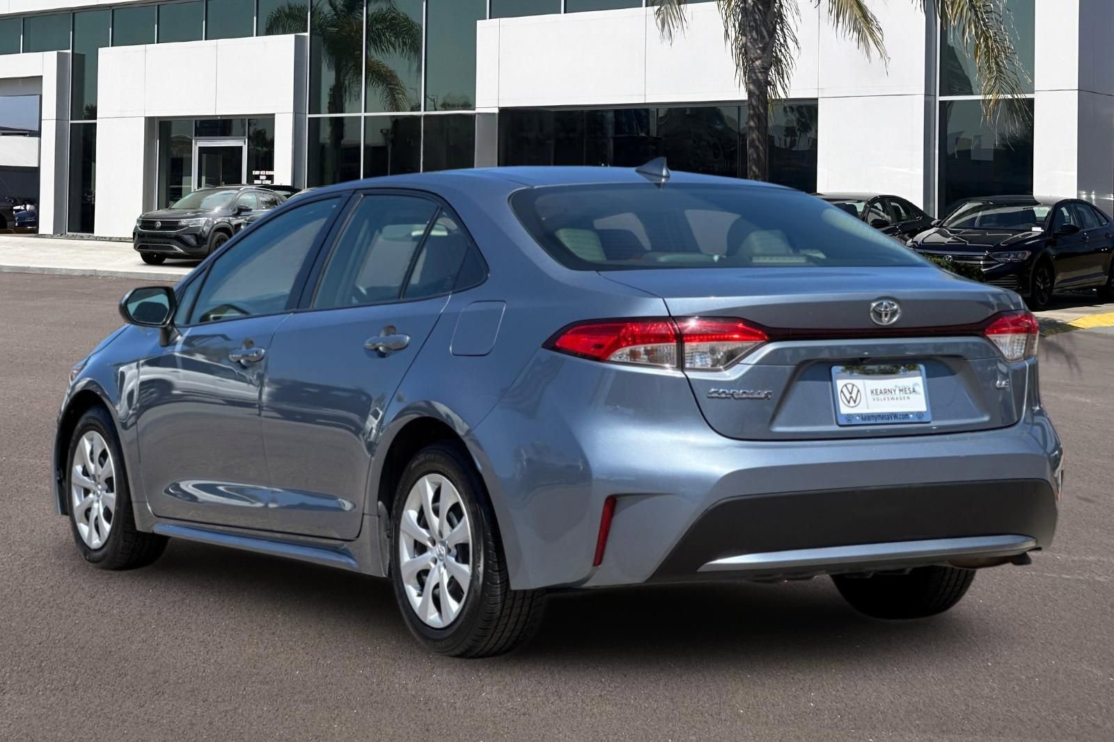 Used 2022 Toyota Corolla LE image 5