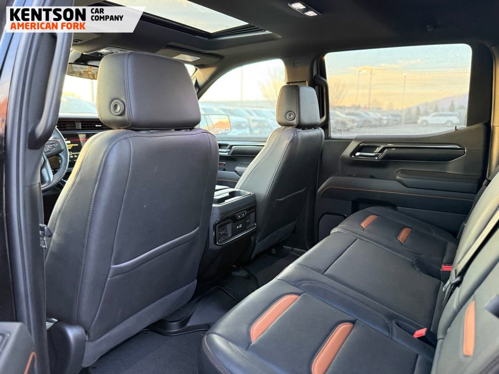 Used 2024 GMC Sierra 1500 AT4 w/ AT4 Premium Package image 4