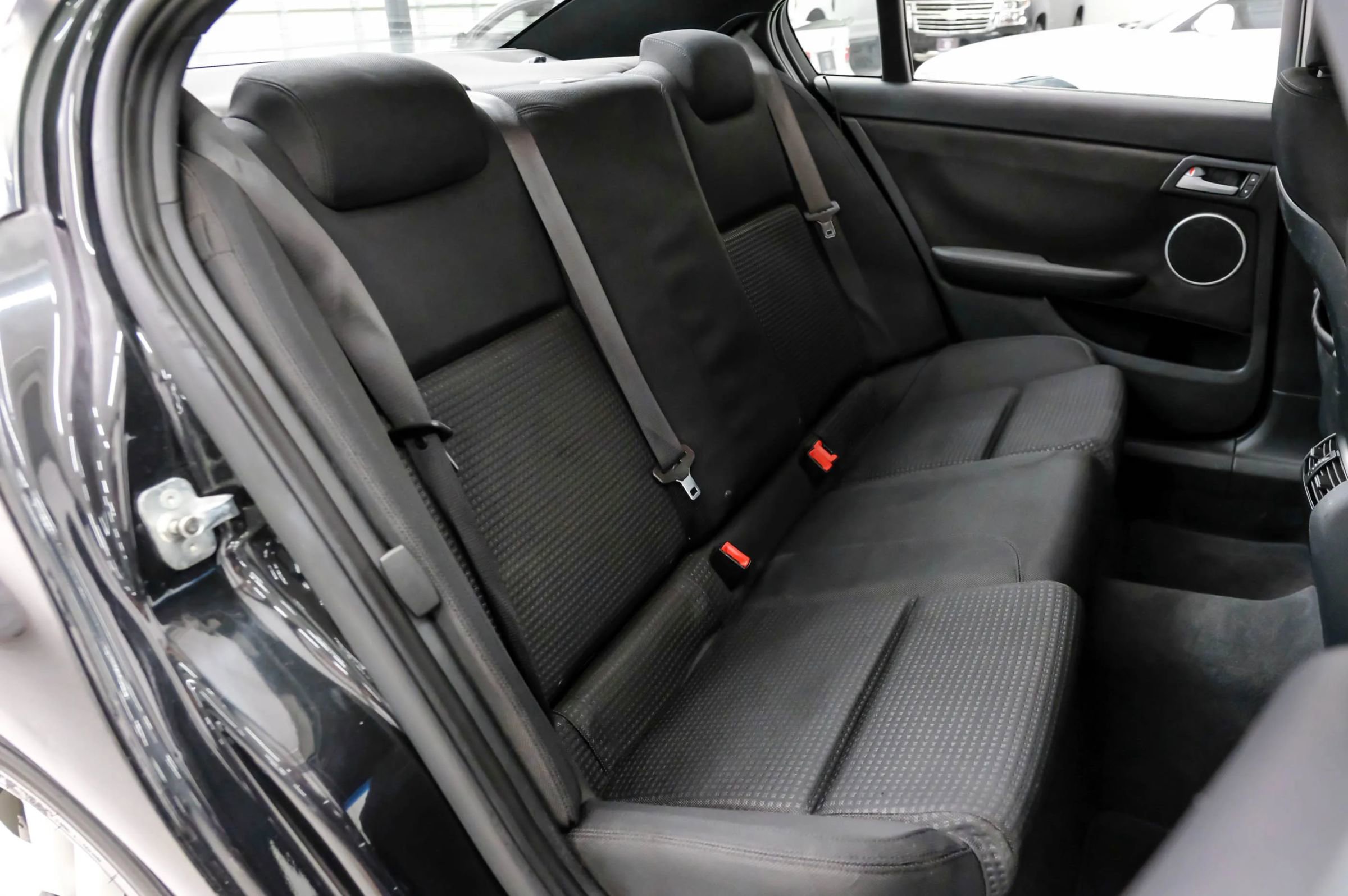 Used 2008 Pontiac G8 image 30