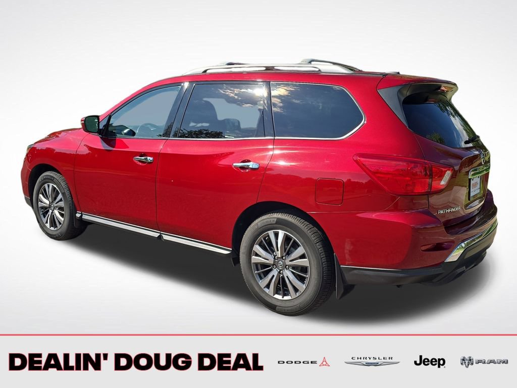 Used 2018 Nissan Pathfinder S AWD/4WD image 3