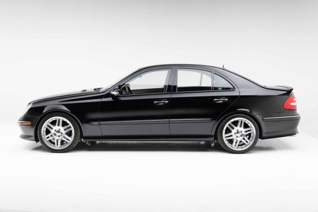 Used 2005 Mercedes-Benz E 500 Sedan image 13