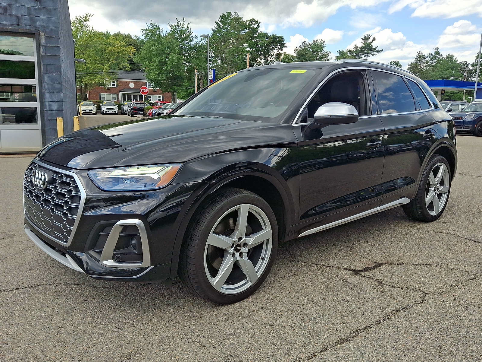 Used 2021 Audi SQ5 Premium Plus w/ Premium Plus Package AWD/4WD image 3