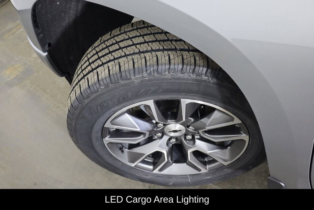 Used 2025 Chevrolet Silverado 1500 RST AWD/4WD image 41