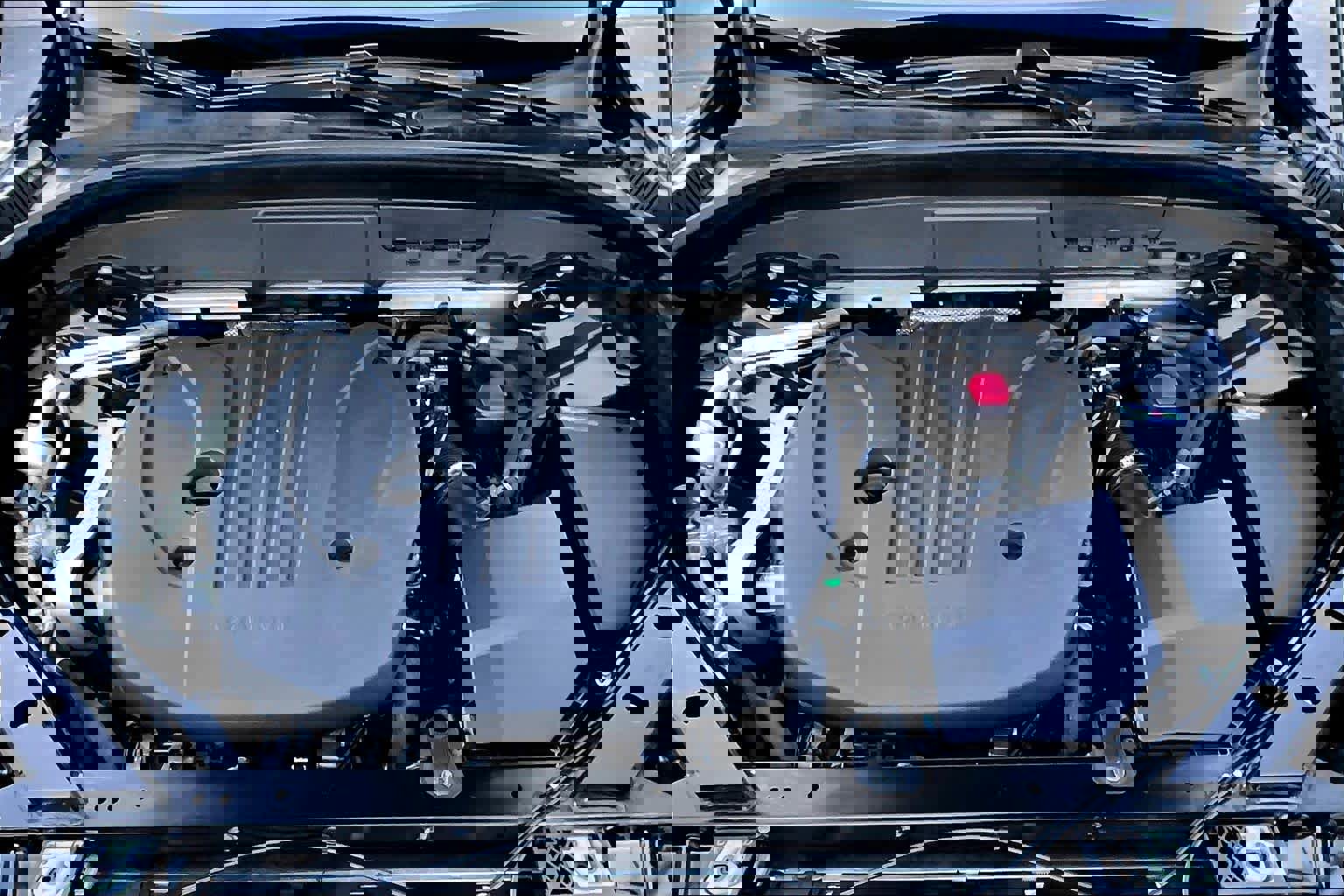 Certified 2024 Volvo XC60 B5 Plus w/ Protection Package Premier image 29