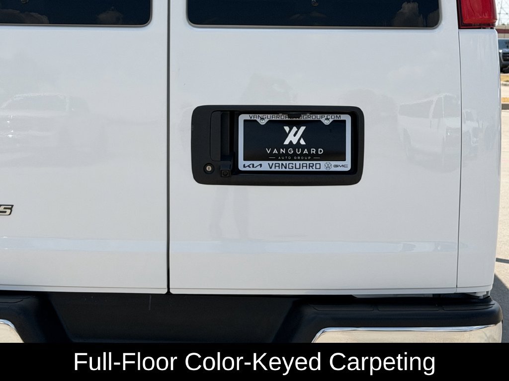 Used 2025 Chevrolet Express 3500 LT w/ LT Preferred Equipment Group RWD image 8