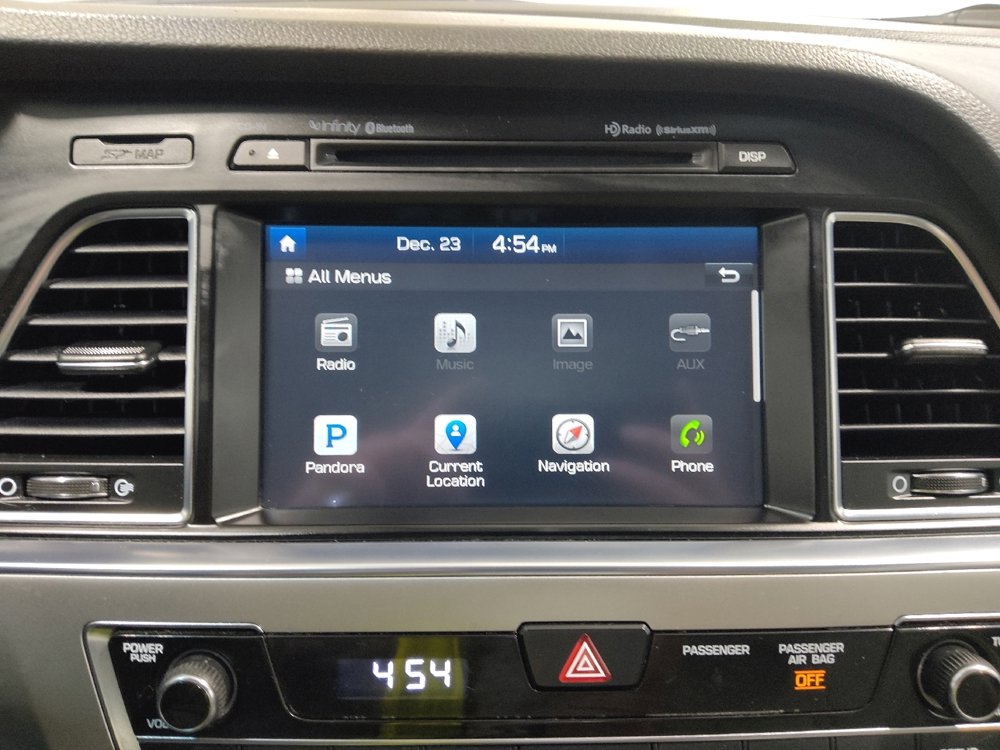 Used 2016 Hyundai Sonata Limited w/ Option Group 04 image 25