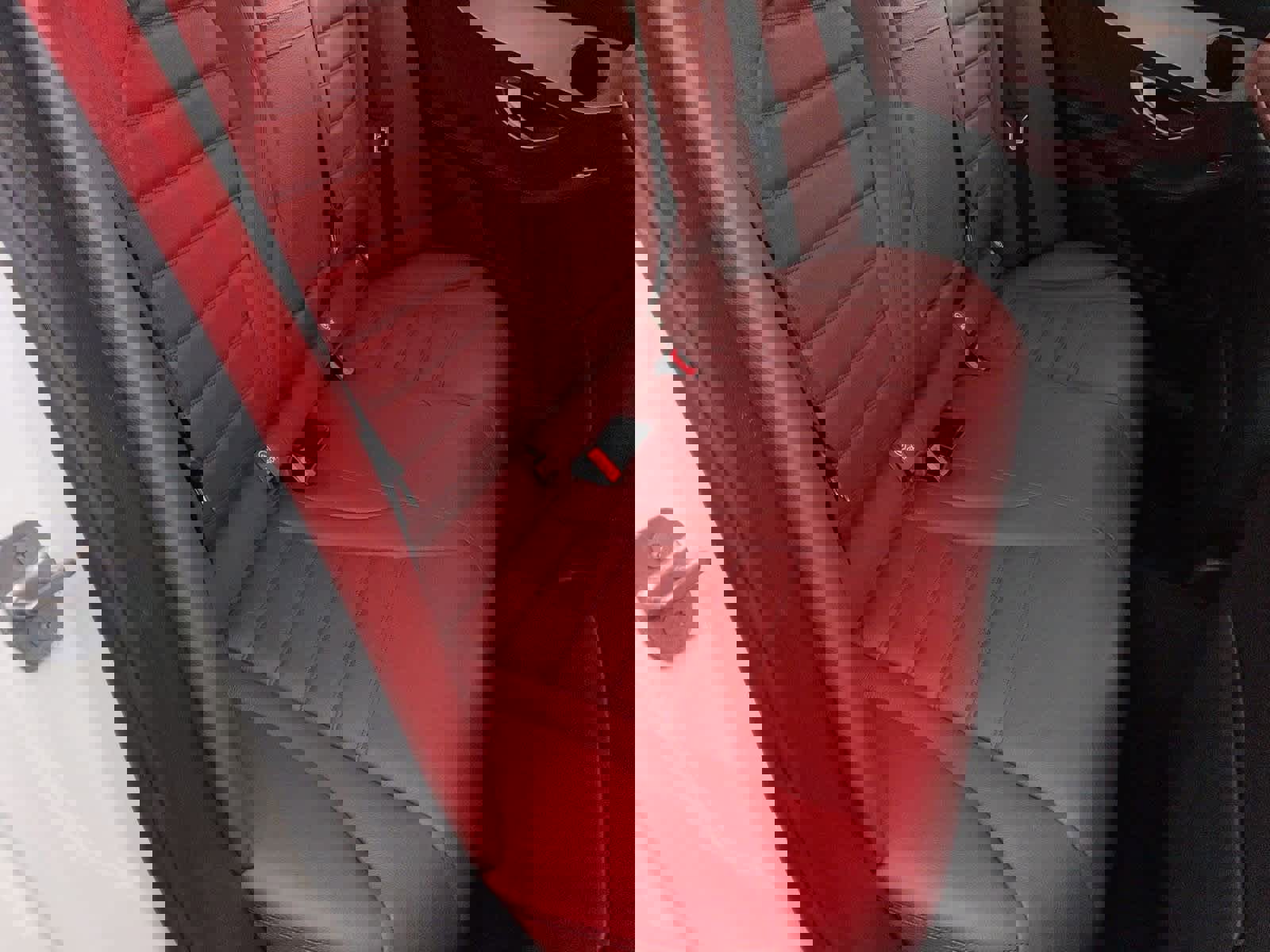 Used 2019 Mercedes-Benz C 300 4MATIC Sedan image 22