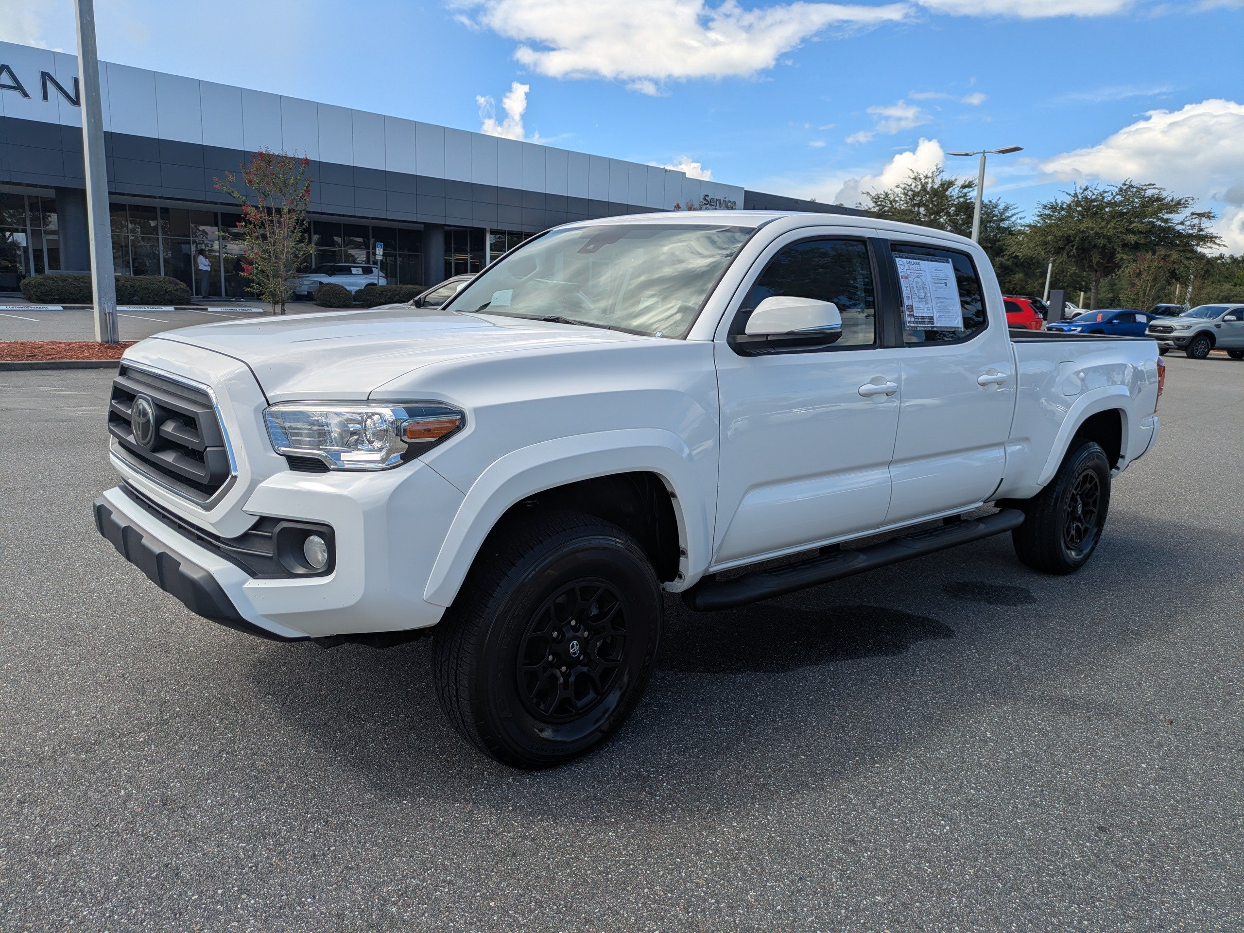Used 2022 Toyota Tacoma SR5 RWD image 8