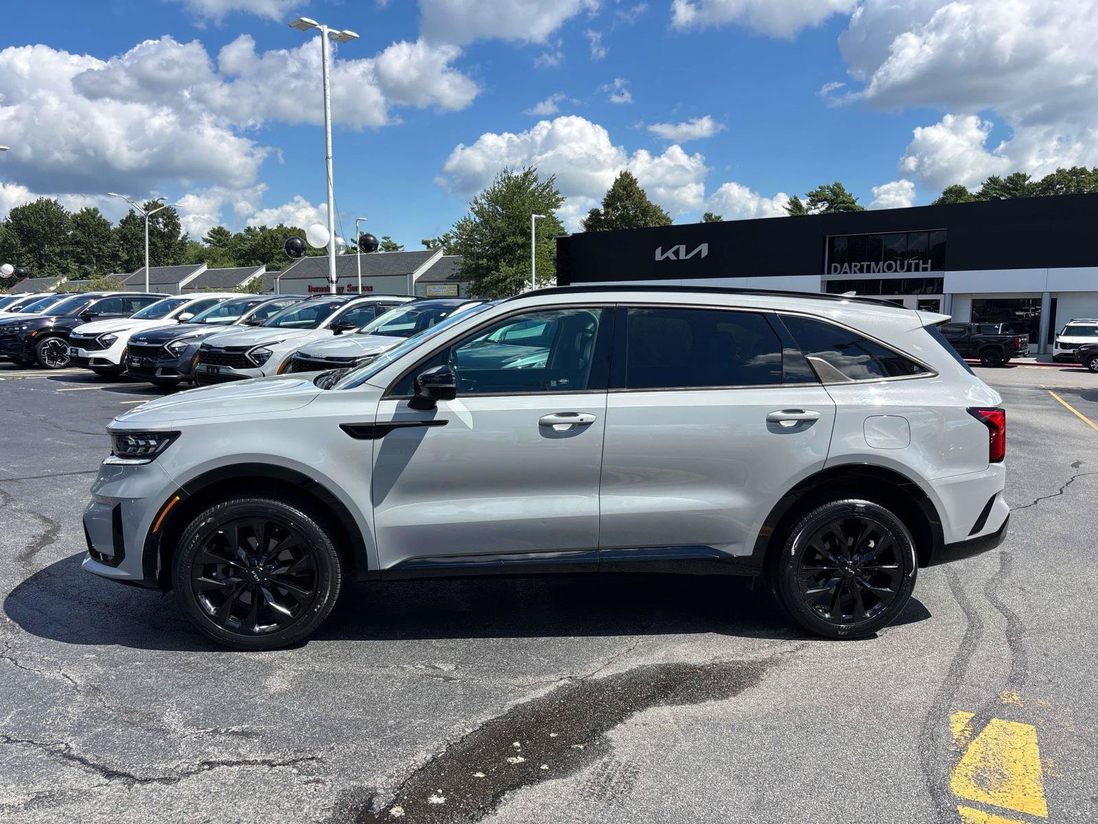 Used 2022 Kia Sorento SX AWD/4WD image 2