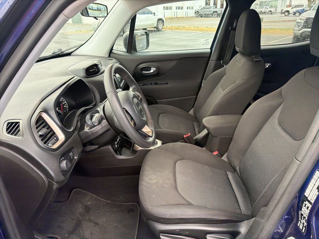 Used 2017 Jeep Renegade Sport w/ Power & Air Group image 12