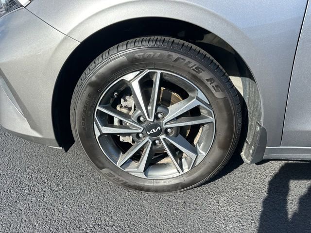 Used 2023 Kia Forte LXS image 25