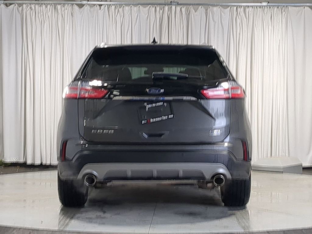 Used 2020 Ford Edge SEL image 16
