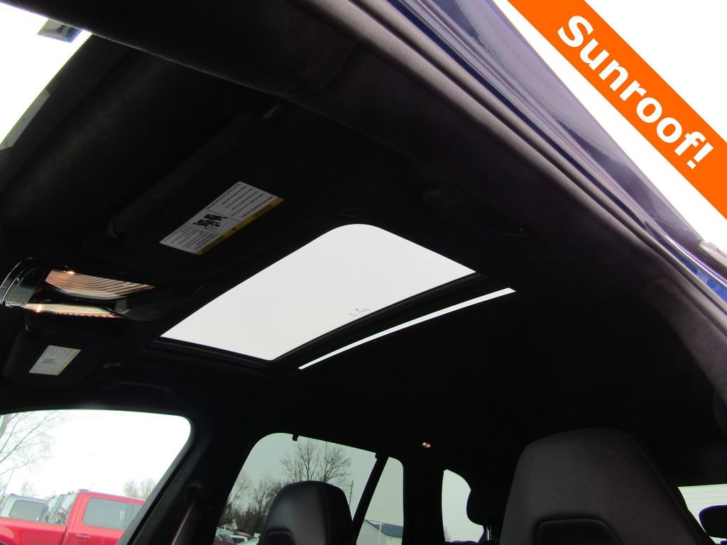 Used 2022 BMW X5 M w/ Competition Package 2 image 8