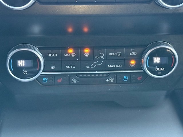 Certified 2021 Ford Expedition XLT image 13