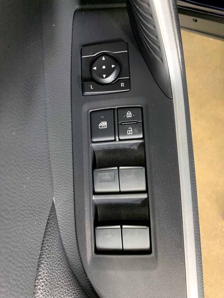 Used 2023 Toyota RAV4 XLE w/ Convenience Package AWD/4WD image 17