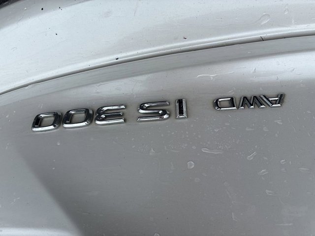 Used 2017 Lexus IS 300 AWD w/ Premium Package image 14