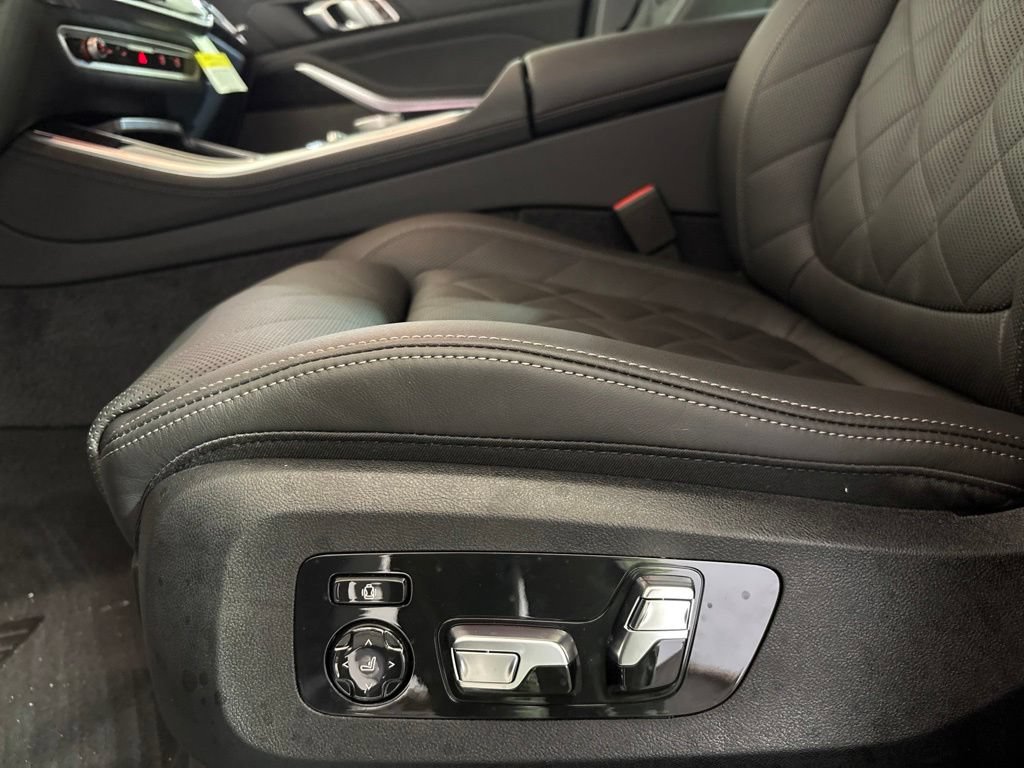 New 2026 BMW X5 xDrive40i w/ M Sport Package AWD/4WD image 30