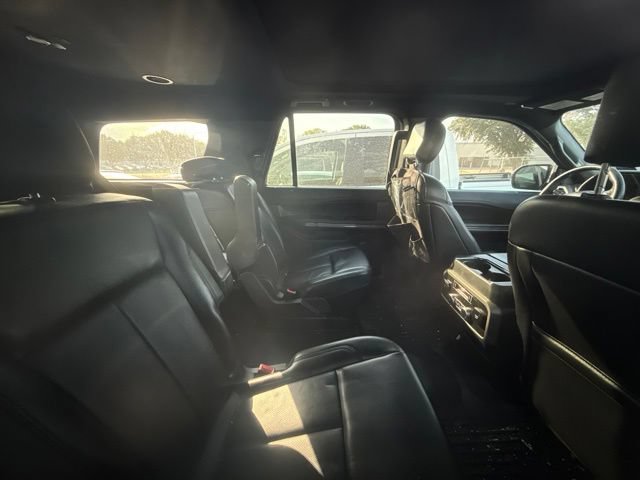 Used 2020 Ford Expedition XLT w/ Equipment Group 202A RWD image 6