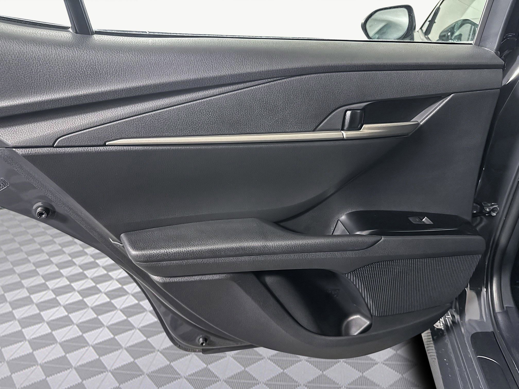 Used 2025 Toyota Camry LE image 26