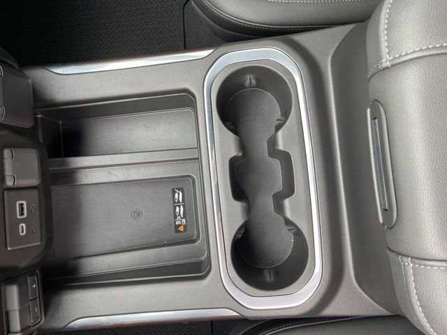 Used 2022 GMC Sierra 2500 SLT w/ SLT Premium Package image 14